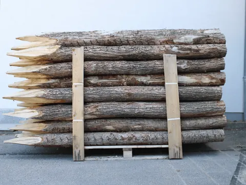 Eichen Rundpfähle